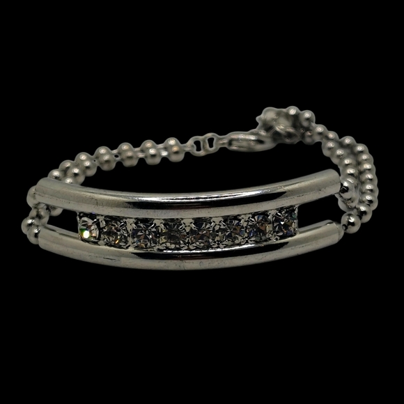 Elegant Silver Bracelet with Black Accents - Picture 3 of 6